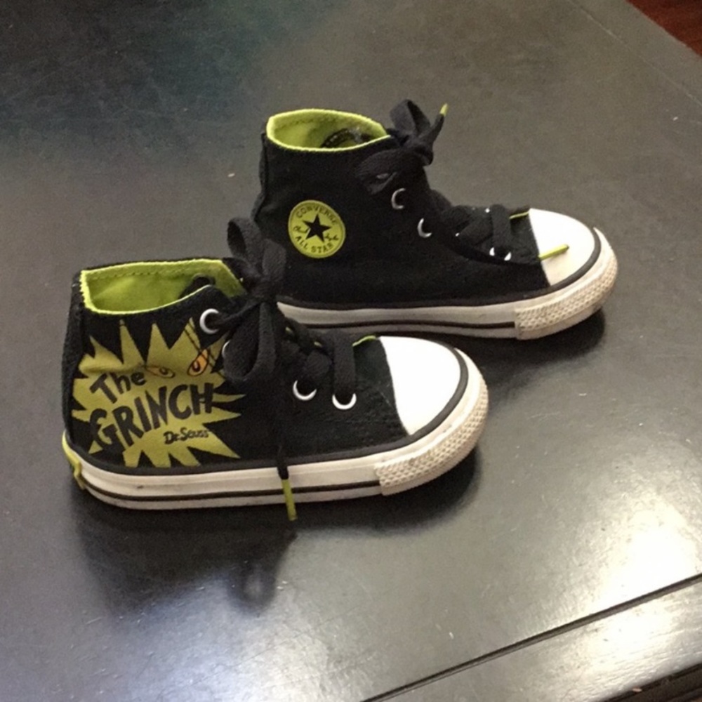 Grinch Converse 6c